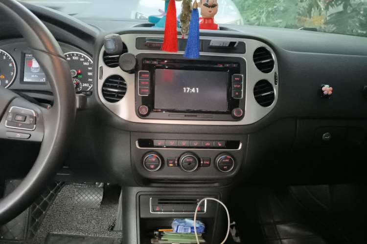 Used Volkswagen Tiguan L 2015 1.8TSI Automatic Two-Wheel Drive Luxury Model