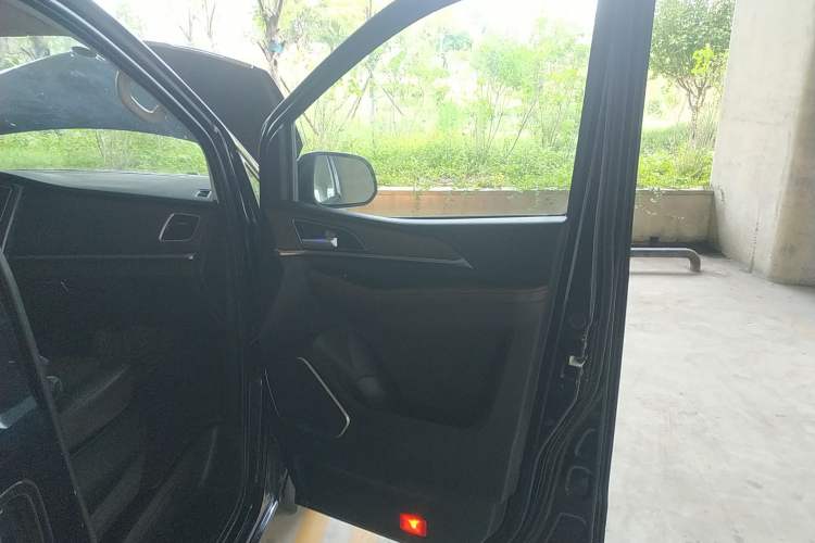 Used FORTHING M7 2021 1.8T Manual Luxury Model
