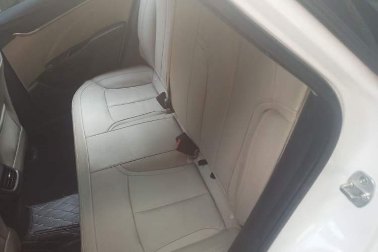 Used Buick GT 2018 15T Dual-Clutch Elite Model China V Standard
