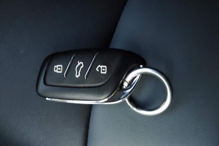 Used Roewe Clever 2022 311km QiQi BoBo Edition
