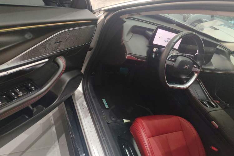 Used XPeng P7 2024 P7i 550 Pro
