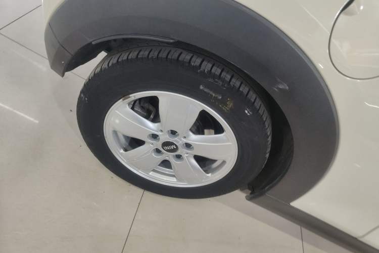 Used  MINI 2014 1.2T ONE
