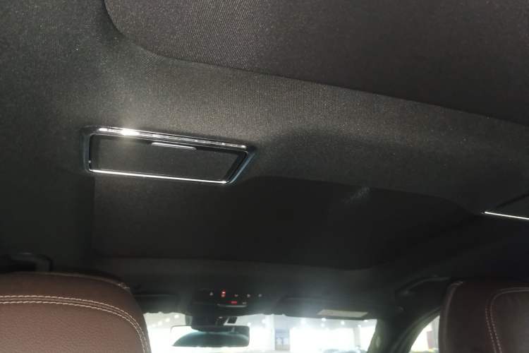 Used Mercedes-Benz GLC 2020 GLC 260 L 4MATIC Luxury Model
