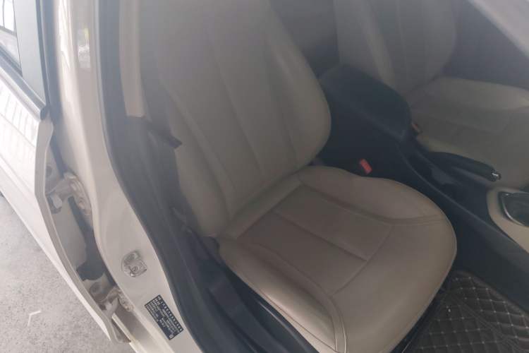 Used Buick GT 2019 15T Dual-Clutch Connected Elite Version China V Standard