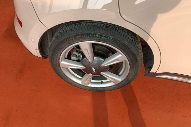 Used ORA Good Cat 2021 400km Standard Range Athena Edition Lithium Iron Phosphate