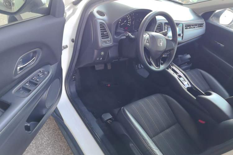 Used Honda Vezel 2015 1.8L CVT 2WD Elite Model