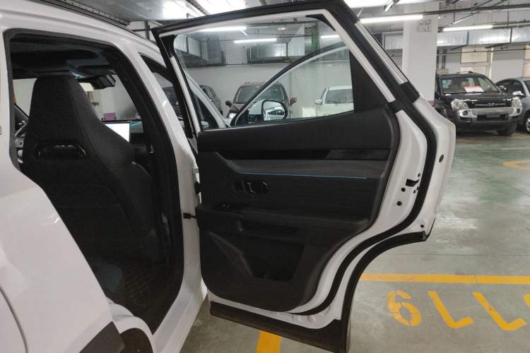 Used  Shanhai L6 2024 1.5TD DHT ULTRA
