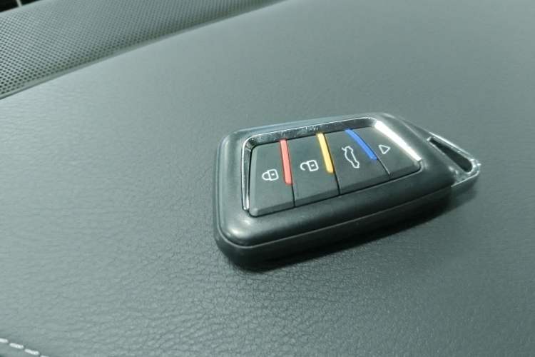 Used Infiniti Q50L 2018 2.0T Enjoyment Version China VI Standard
