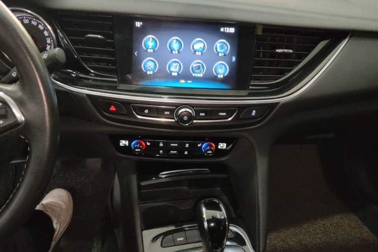 Used Buick Regal 2019 Revised 20T Luxury Version China VI Standard