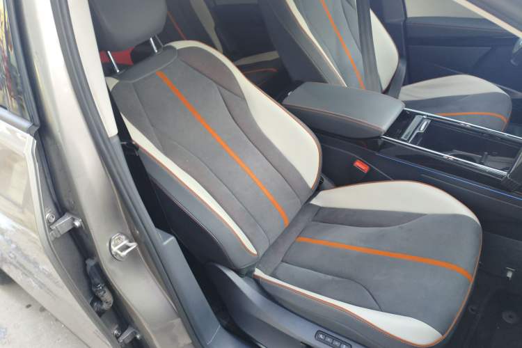 Used Volkswagen ID.6 CROZZ 2022 Long-Range PRO Edition