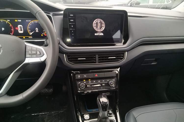 Used Volkswagen Tharu 2025 NewRui 300TSI Prestige Edition