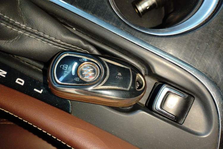 Used Buick Envision 2021 532T Two-Wheel-Drive Elite Version
