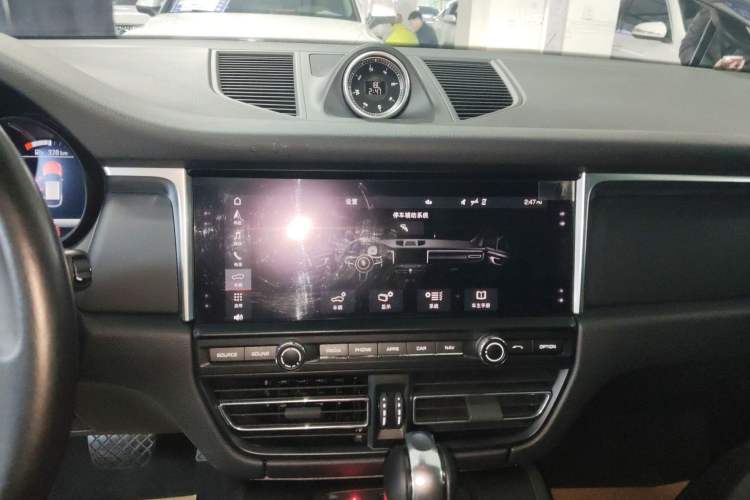 Used Porsche Macan 2021 Macan 2.0T