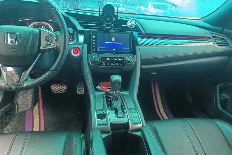 Used Honda Civic 2021 HATCHBACK 220TURBO CVT Trendy Cool Edition
