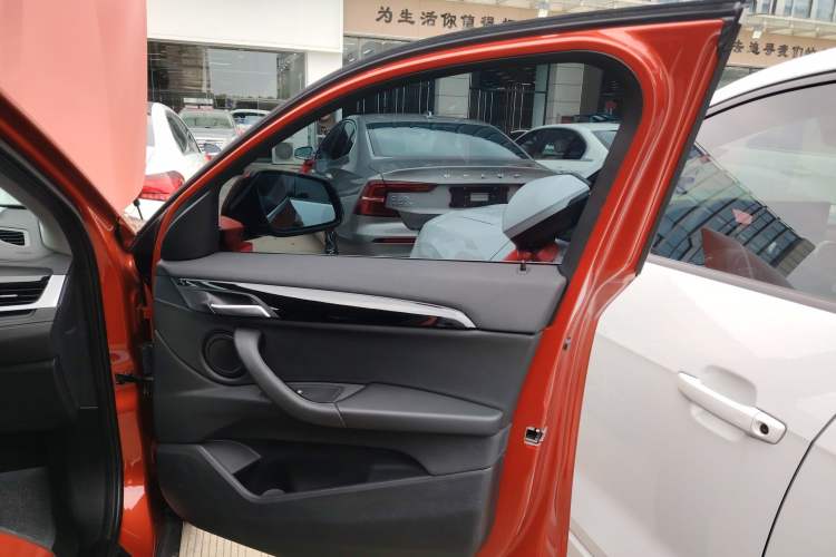 Used BMW X2 2019 sDrive20i M Sport Package China VI Emission Standard
