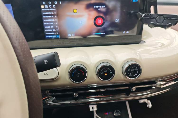 Used Wuling Bingo 2024 333 km Enjoyment Version