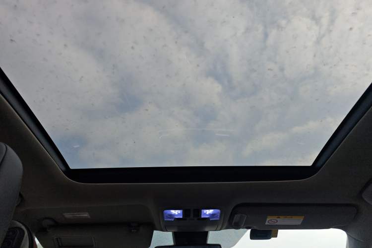 Used Toyota Highlander 2018 2.0T Four-Wheel Drive Prestige Version 7 Seats China V Emission Standard