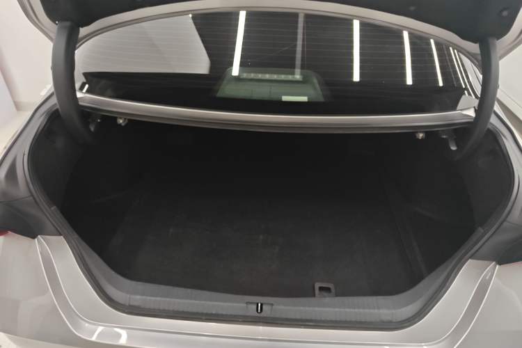 Used Toyota Avalon 2023 Dual-Motor 2.5L XLE Prestige Edition
