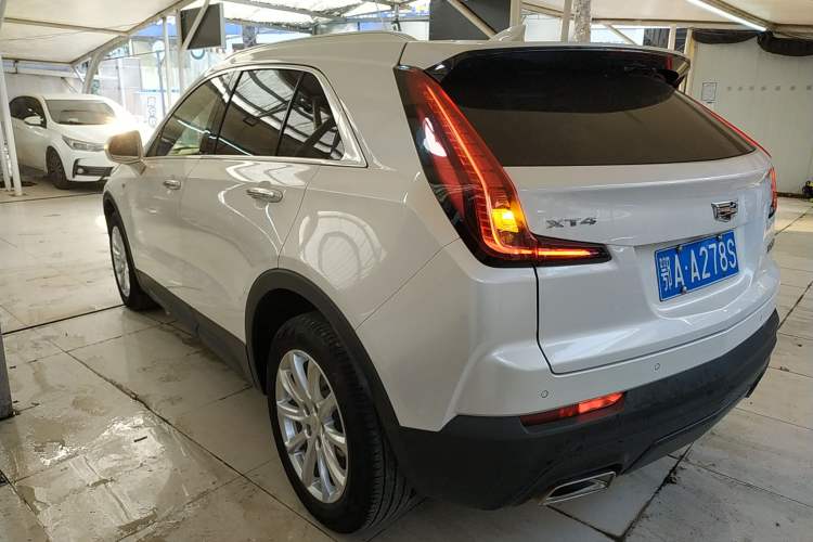 Used Cadillac XT4 2018 28T Two-Wheel Drive Tech Version
