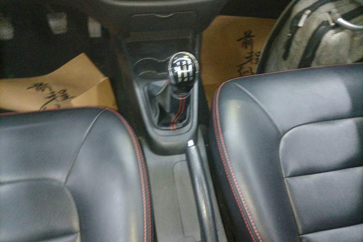 Used Geely Auto Diamond 2016 1.5L Manual Entry-Level Trim