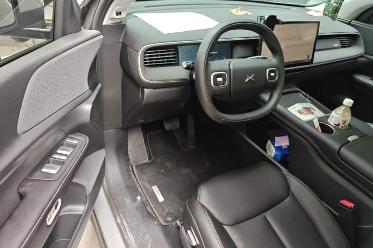 Used XPeng G6 2023 580 Long-Range Pro
