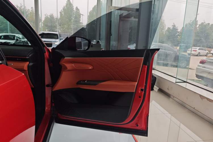 Used  S07 2024 215Max Qiankun Intelligent Driving ADS SE Range-Extended Version
