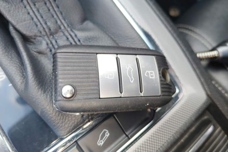 Used Roewe RX5 2020 20T Automatic 4G Connect Superior Flagship Edition
