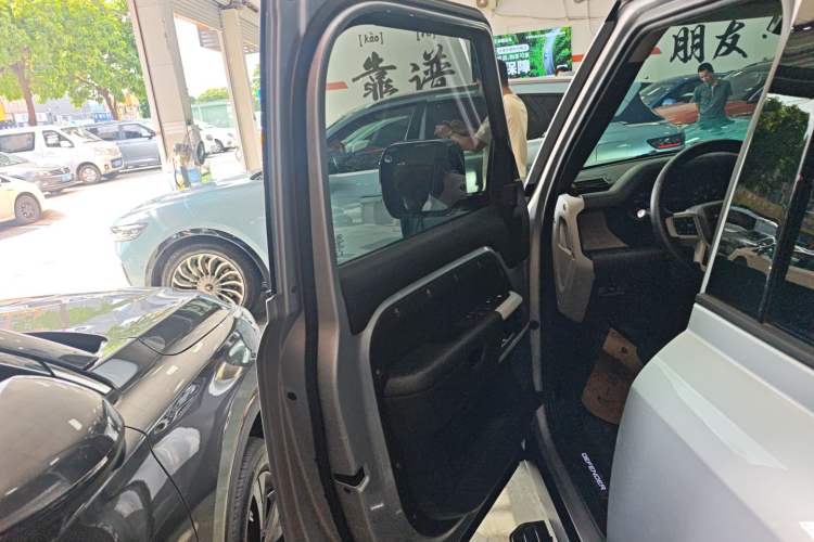 Used Land Rover Defender 2020 110 P400 Dark Special Edition
