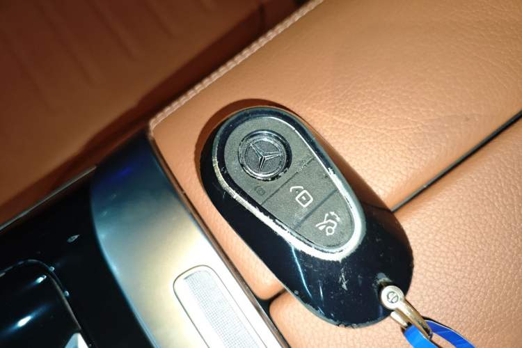 Used Mercedes-Benz GLC 2024 GLC 260 L 4MATIC Dynamic Edition 5-seater
