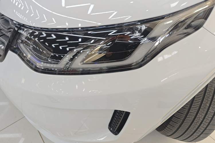 Used Land Rover Discovery Sport 2021 249 PS R-Dynamic S Performance Edition
