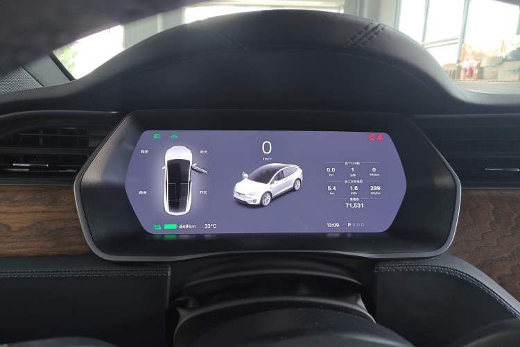 Used Tesla Model X 2019 Long-Range Version
