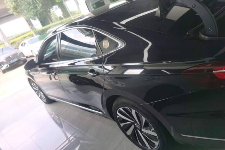 Used Volkswagen Passat 2024 380TSI Elite Edition
