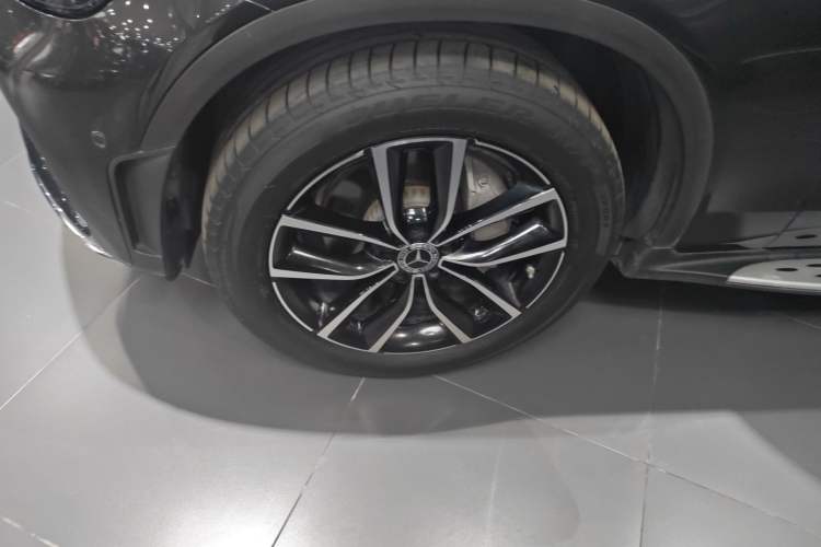 Used Mercedes-Benz GLC 2021 GLC 300 L 4MATIC Dynamic Model
