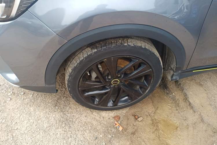 Used Roewe RX5 2020 PLUS 300TGI Automatic Ali National Style Luxury Edition