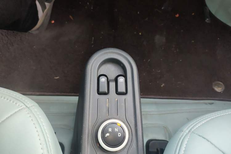 Used Wuling Hongguang MINIEV 2021 Macaron Fashion Model Lithium Iron Phosphate