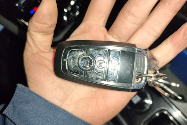 Used Lincoln Corsair 2022 2.0T Two-Wheel Drive Deluxe Edition
