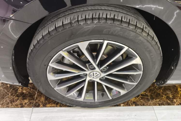 Used Volkswagen Magotan 2020 330TSI DSG Luxury Edition
