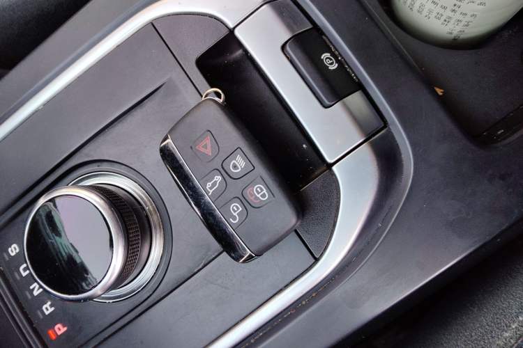 Used Land Rover Discovery Sport 2017 2.0T SE