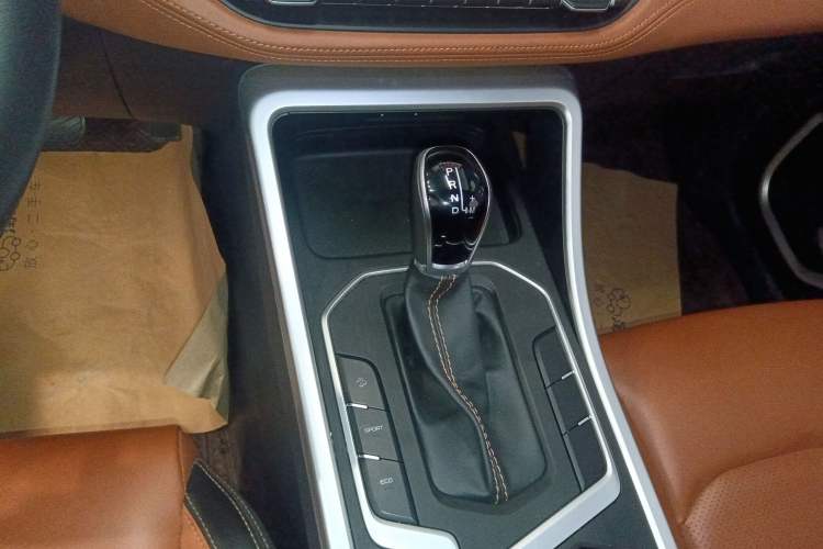 Used Geely Auto Vision X6 2020 1.4T CVT Asian Games Edition
