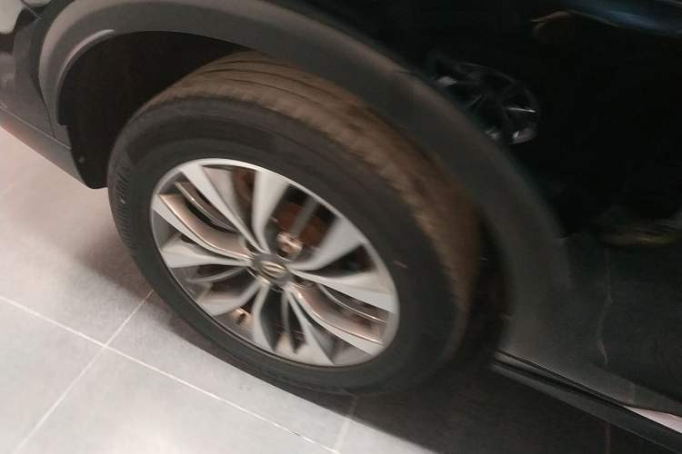 Used GAC Trumpchi GS8 2017 320T Two-Wheel Drive Luxury Smart Connectivity Version (7 Seats)