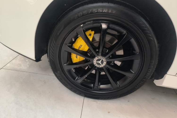 Used Mercedes-Benz A-Class 2020 Restyled A 200 L Sport Sedan Fashion Version