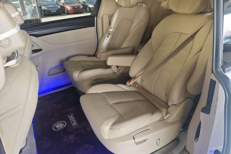 Used Buick GL8 2023 ES Lu Zun Deluxe Model