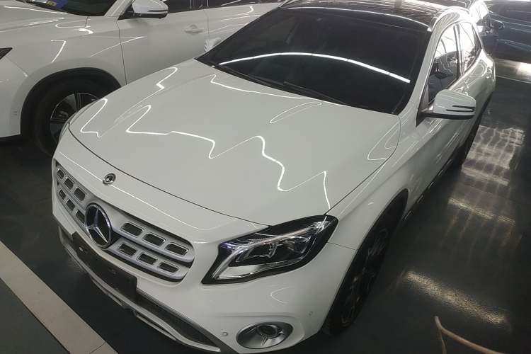 Used Mercedes-Benz GLA 2017 GLA 220 4MATIC Fashion Model