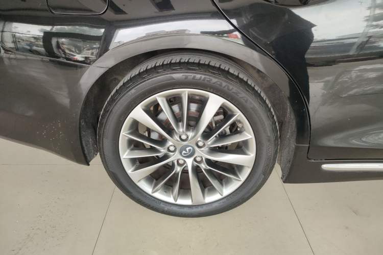 Used Infiniti Q50L 2018 2.0T Enjoyment Edition China V standard
