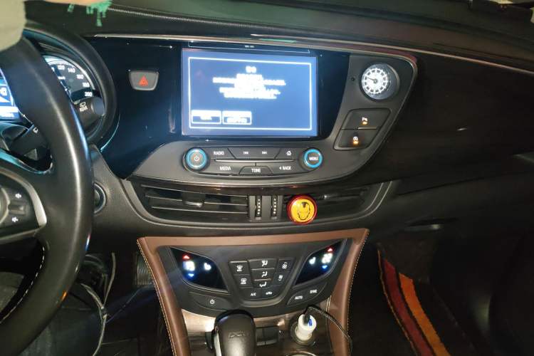 Used Buick Envision 2017 20T Two-Wheel Drive Elite Version
