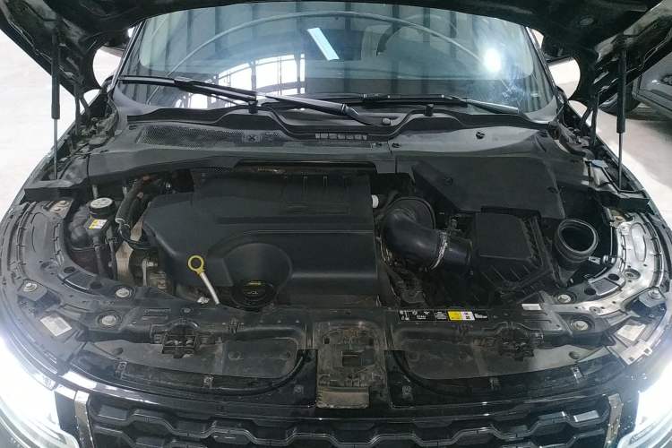 Used Land Rover Range Rover Evoque 2021 Range Rover Velar L 249PS R-Dynamic First Edition
