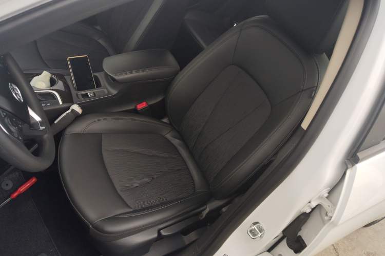 Used Buick Verano 2018 Sedan 20T Dual-Clutch Leading Model
