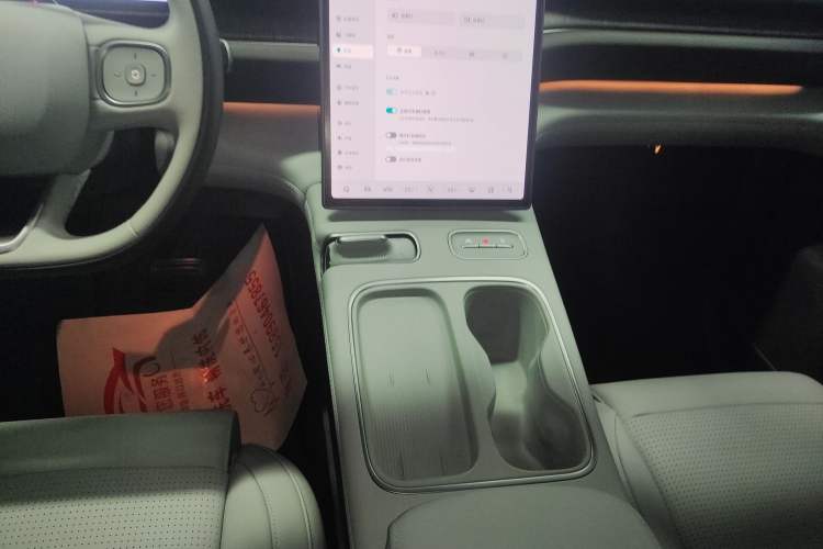 Used Nio ES6 2024 75 kWh
