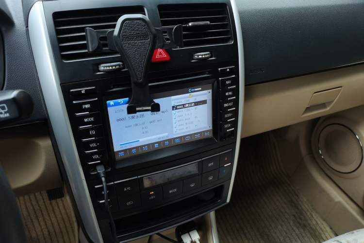 Used BAIC E Series 2012 Hatchback 1.5L Automatic Leshang Version