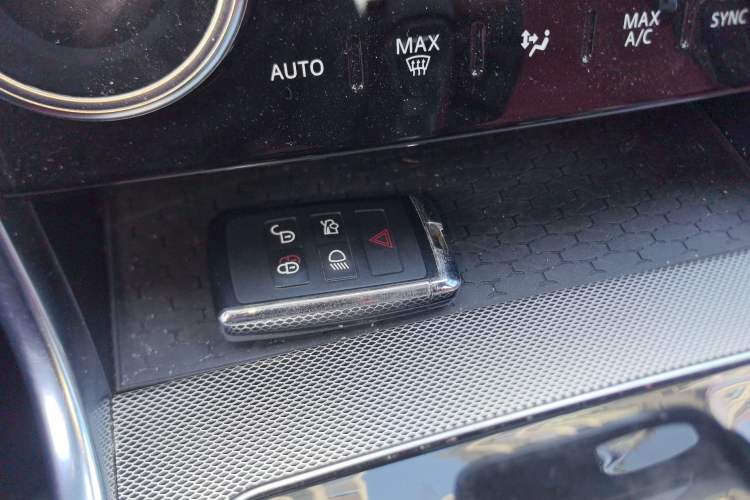 Used Jaguar XEL 2020 2.0T 200 PS R-DYNAMIC S Advanced Sport Edition
